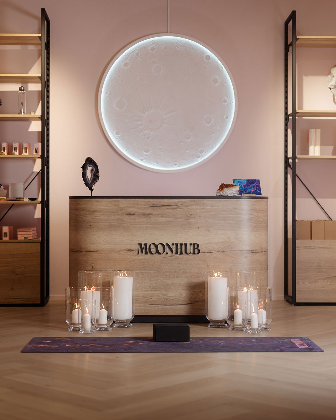 Moonhub Concept Store