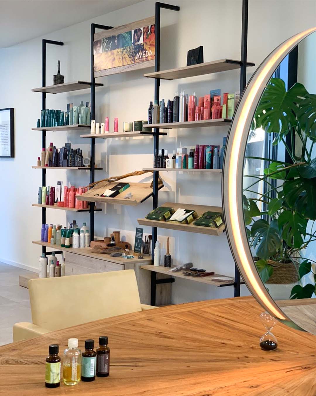 Hair & Beauty Aveda